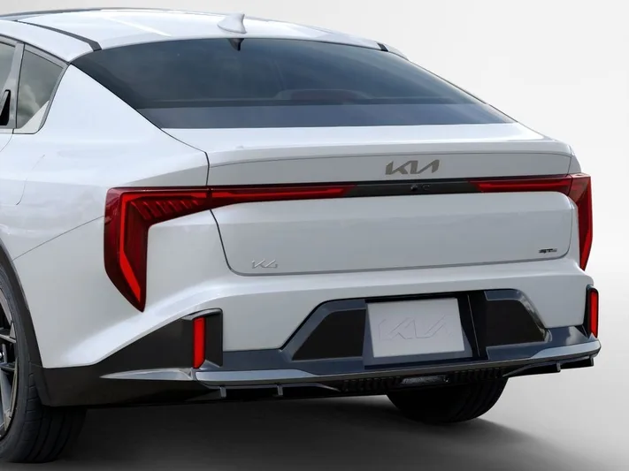 2026 Kia K4 - view 13