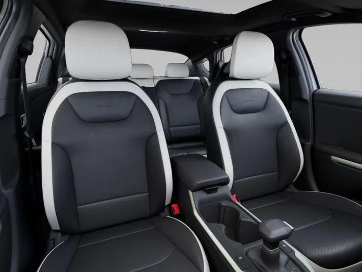 2026 Kia K4 - view 15