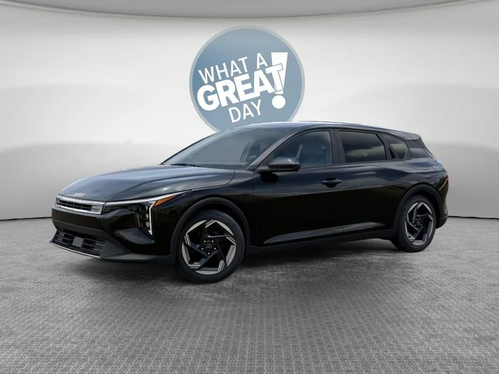 2026 Kia K4 - view 3