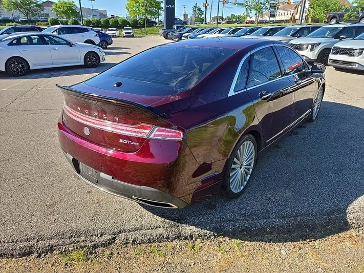 2017 Lincoln MKZ - view 3