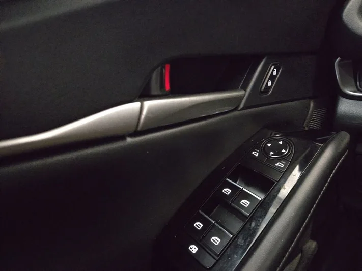 2024 Mazda CX-30 - view 14