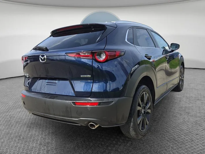 2024 Mazda CX-30 - view 3