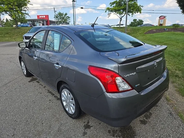 2019 Nissan Versa - view 35