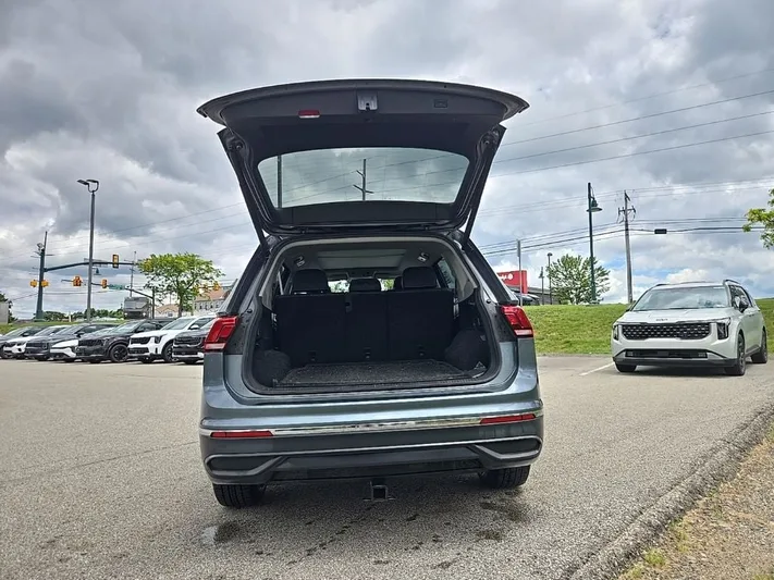 2022 Volkswagen Tiguan - view 33