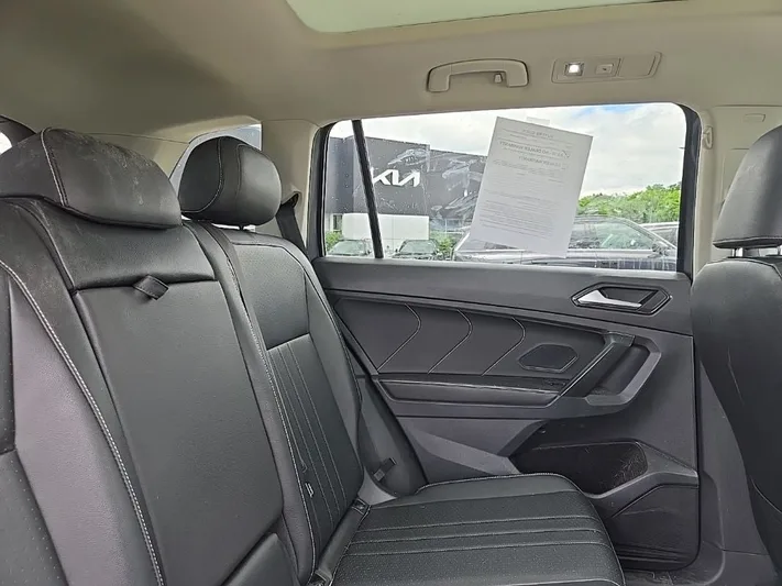 2022 Volkswagen Tiguan - view 35