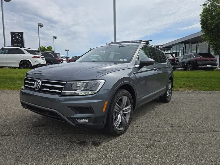 2021 Volkswagen Tiguan - view 10