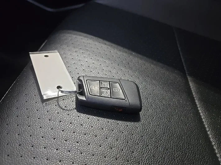 2021 Volkswagen Tiguan - view 27