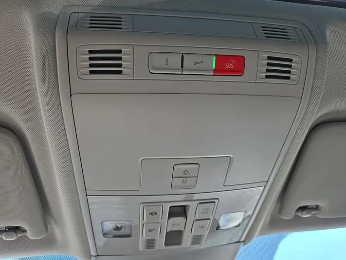 2022 Volkswagen Taos - view 24