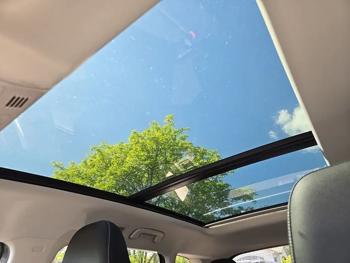 2022 Volkswagen Taos - view 25