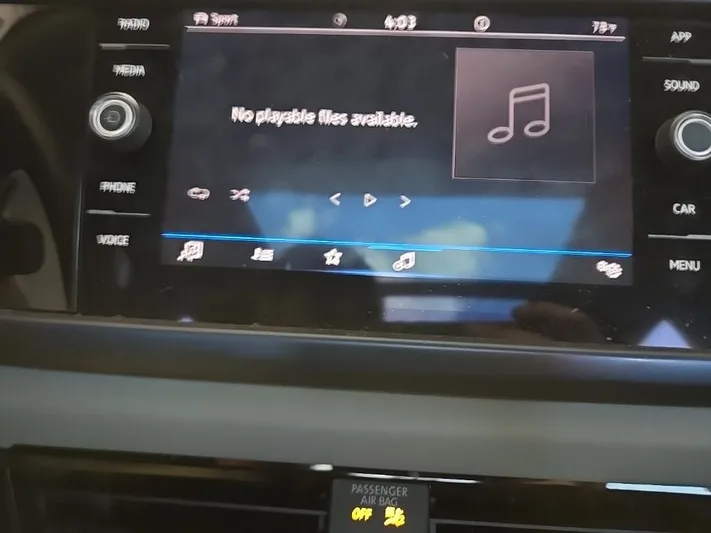 2022 Volkswagen Taos - view 31