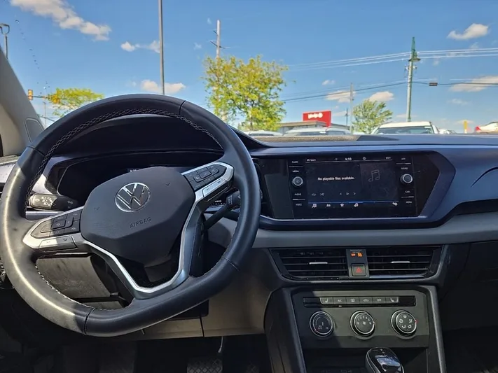 2022 Volkswagen Taos - view 39