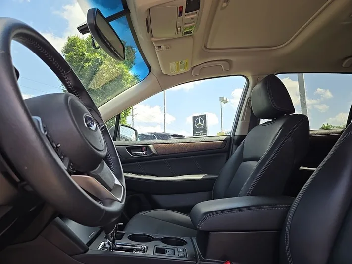 2018 Subaru Outback - view 31