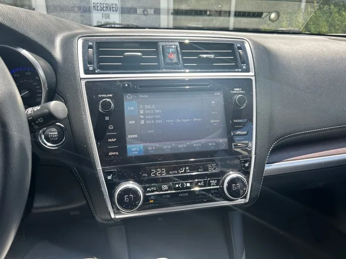 2019 Subaru Outback - view 5