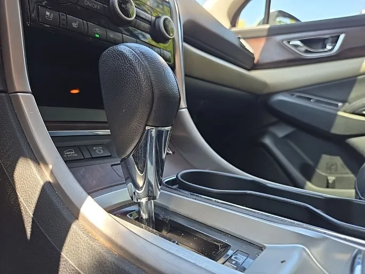 2021 Subaru Ascent - view 27