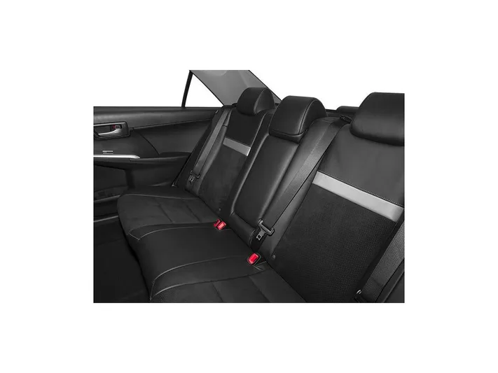 2013 Toyota Camry - view 10