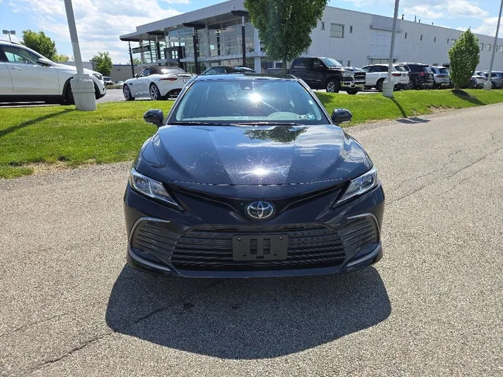 2023 Toyota Camry - view 10