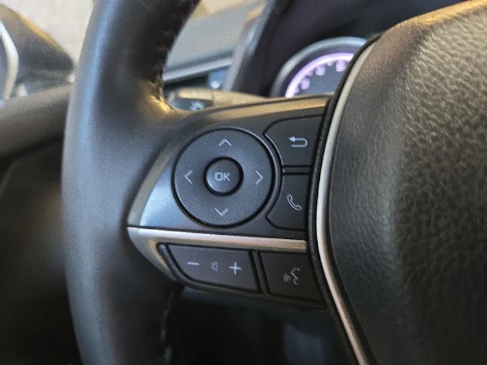 2023 Toyota Camry - view 12