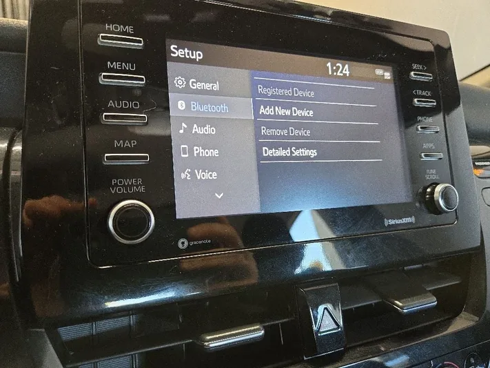 2023 Toyota Camry - view 18