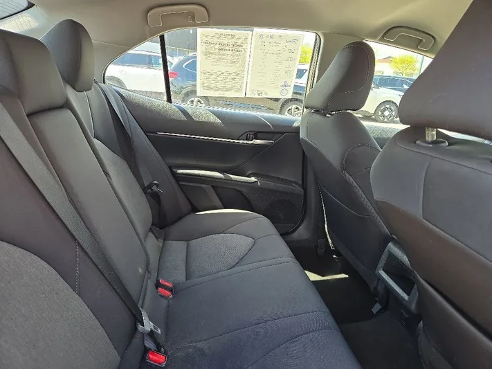 2023 Toyota Camry - view 31