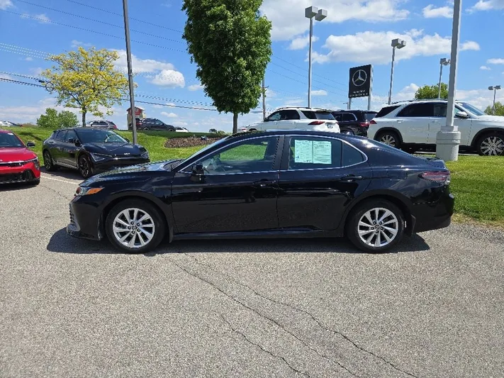 2023 Toyota Camry - view 8