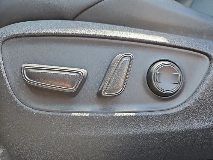 2021 Toyota RAV4 - view 34