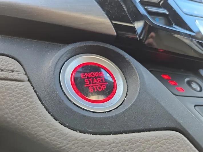 2020 Honda Odyssey - view 13
