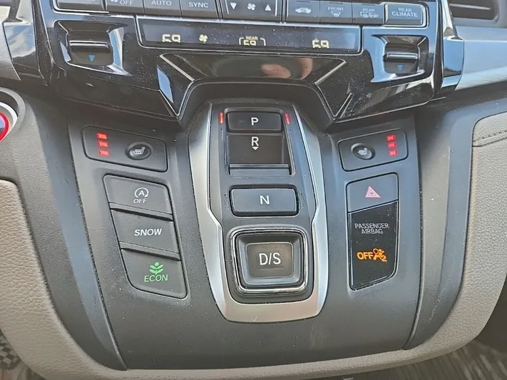 2020 Honda Odyssey - view 15