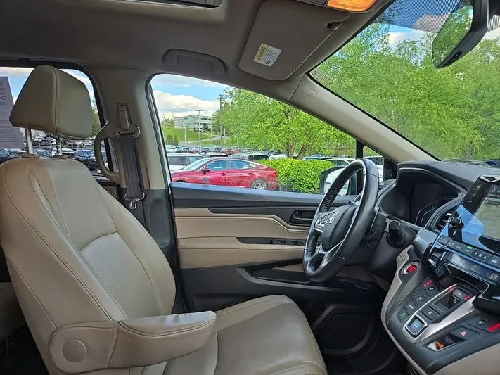 2020 Honda Odyssey - view 32