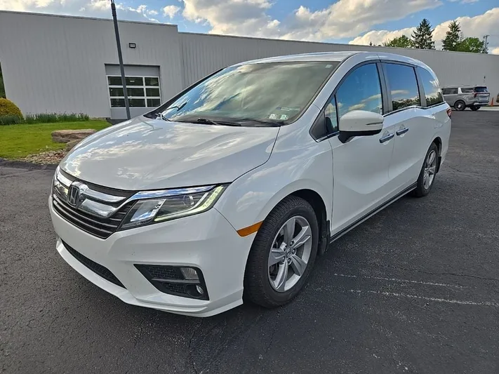 2020 Honda Odyssey - view 7