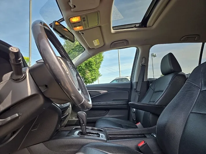 2017 Honda Pilot - view 38