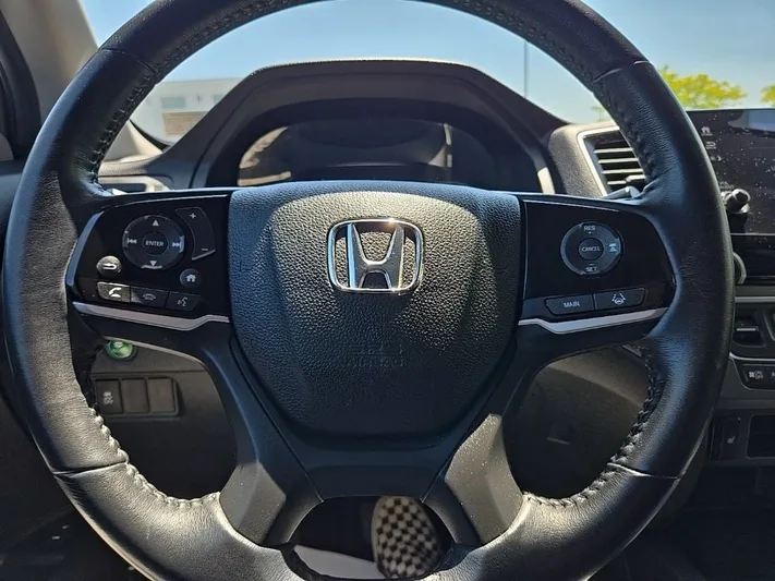 2022 Honda Pilot - view 12