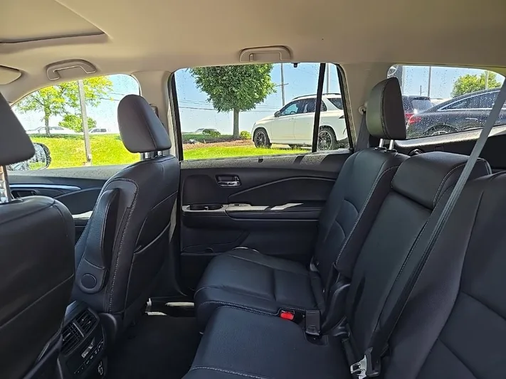 2022 Honda Pilot - view 33