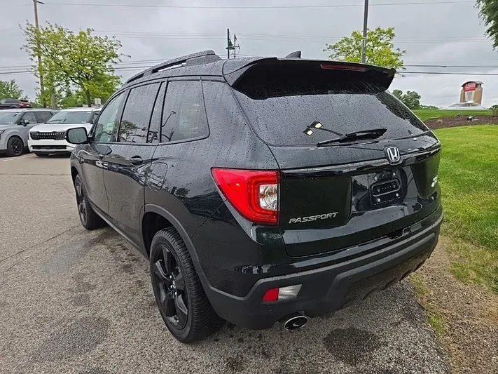 2020 Honda Passport - view 7