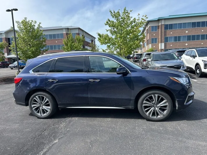 2017 Acura MDX - view 8