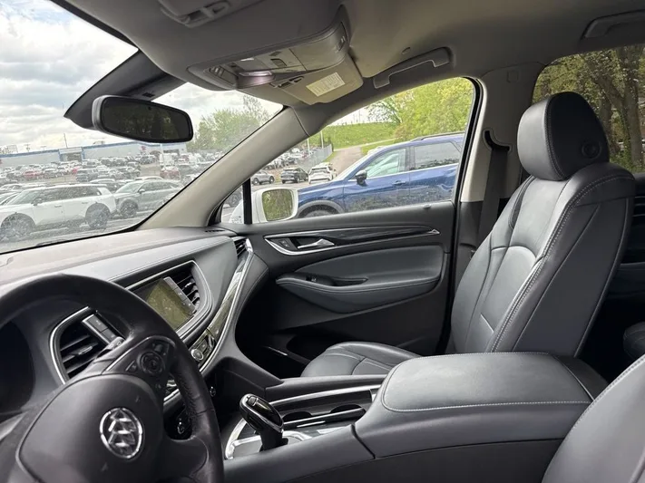 2018 Buick Enclave - view 16