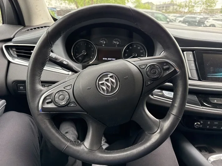 2018 Buick Enclave - view 20
