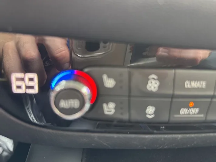2018 Buick Enclave - view 23