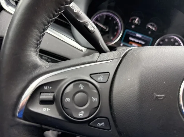 2018 Buick Enclave - view 25