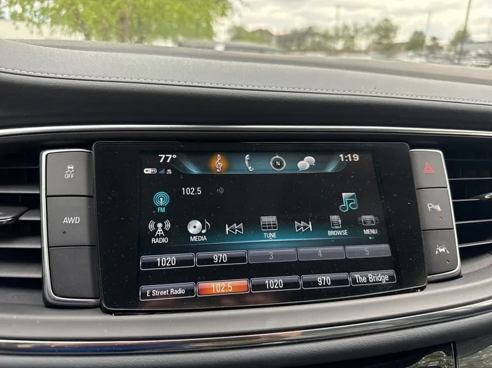 2018 Buick Enclave - view 30