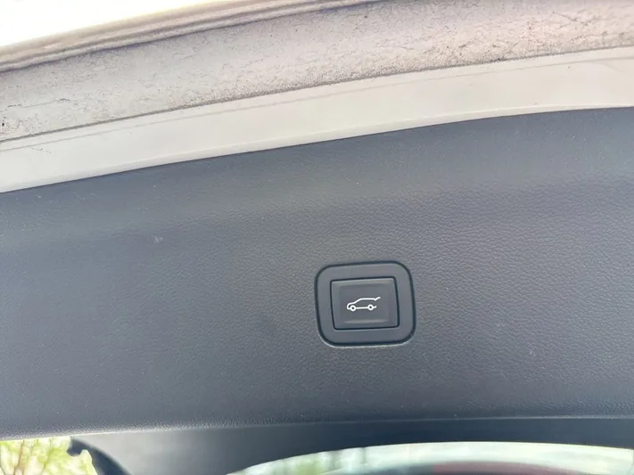 2018 Buick Enclave - view 40