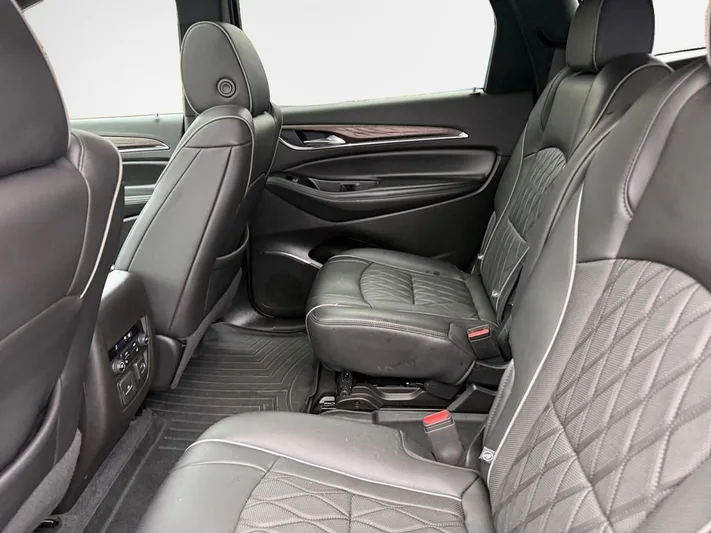 2023 Buick Enclave - view 24