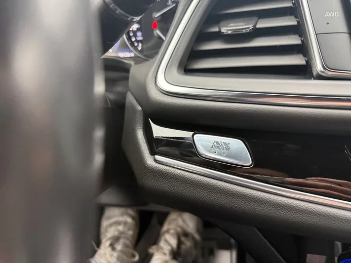 2023 Buick Enclave - view 29