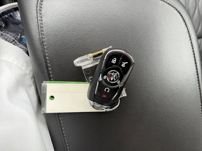 2023 Buick Enclave - view 32