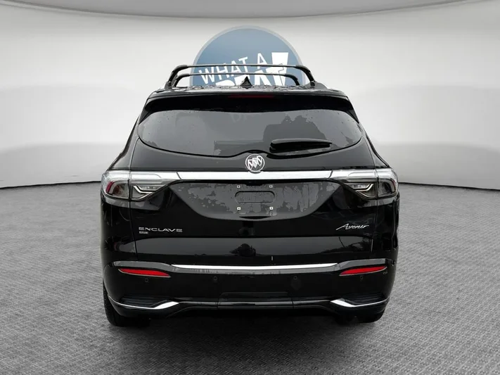 2023 Buick Enclave - view 5