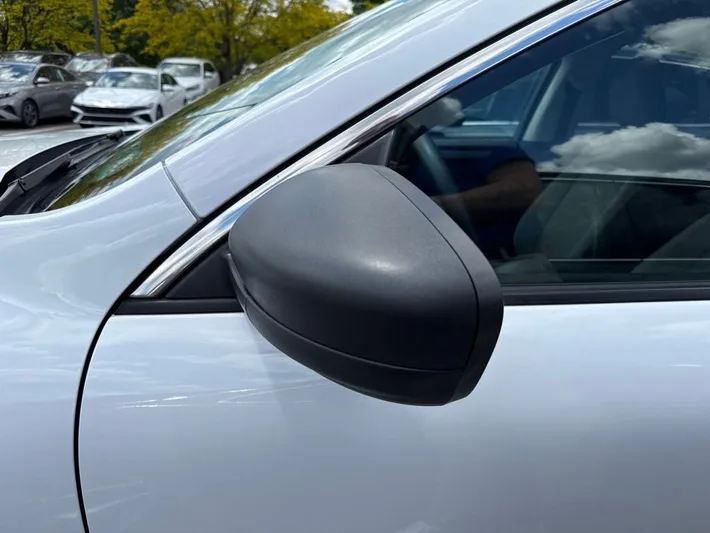 2021 Honda CR-V - view 12