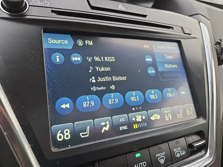 2019 Acura MDX - view 17
