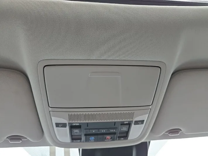 2019 Acura MDX - view 20