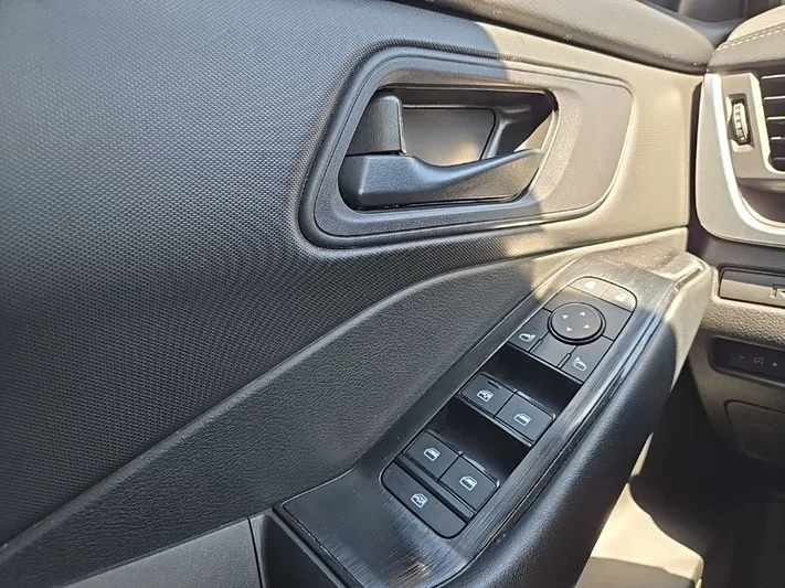 2024 Nissan Rogue - view 17