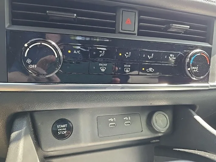 2024 Nissan Rogue - view 20