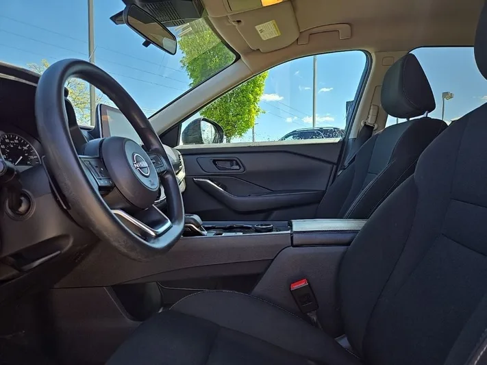2024 Nissan Rogue - view 28
